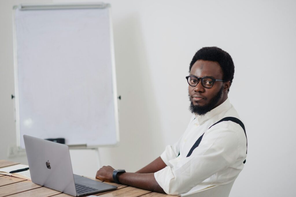 How to Pivot a Startup (Without Starting Over) - Dapo Abiola